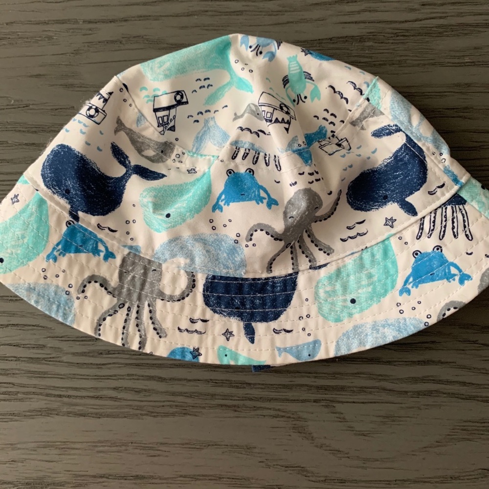 Gymboree sun bucket hat